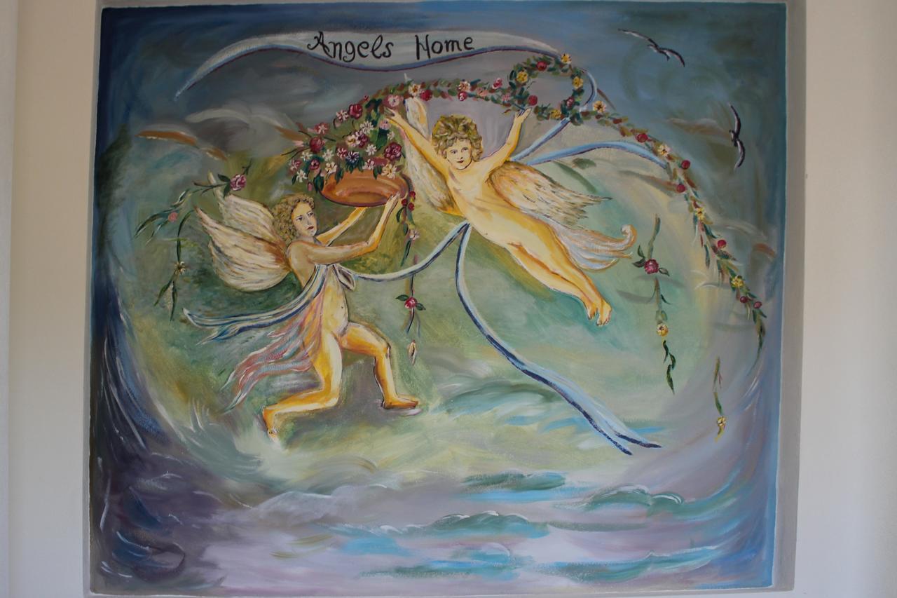 Angels Home Platanitis Luaran gambar